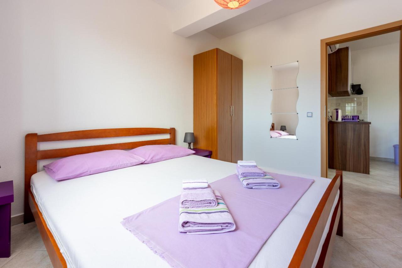 Apartmani Jaric Novi Vinodolski Exteriör bild