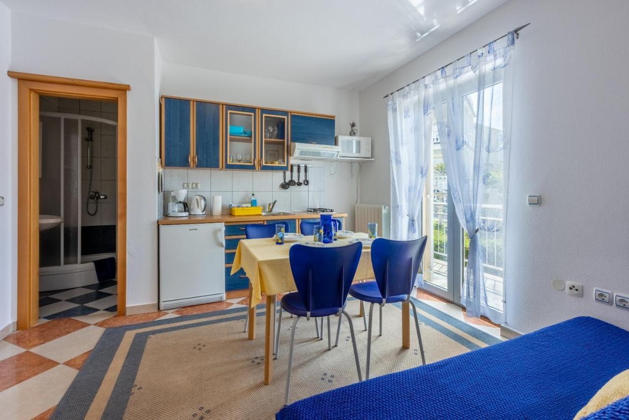 Apartmani Jaric Novi Vinodolski Exteriör bild