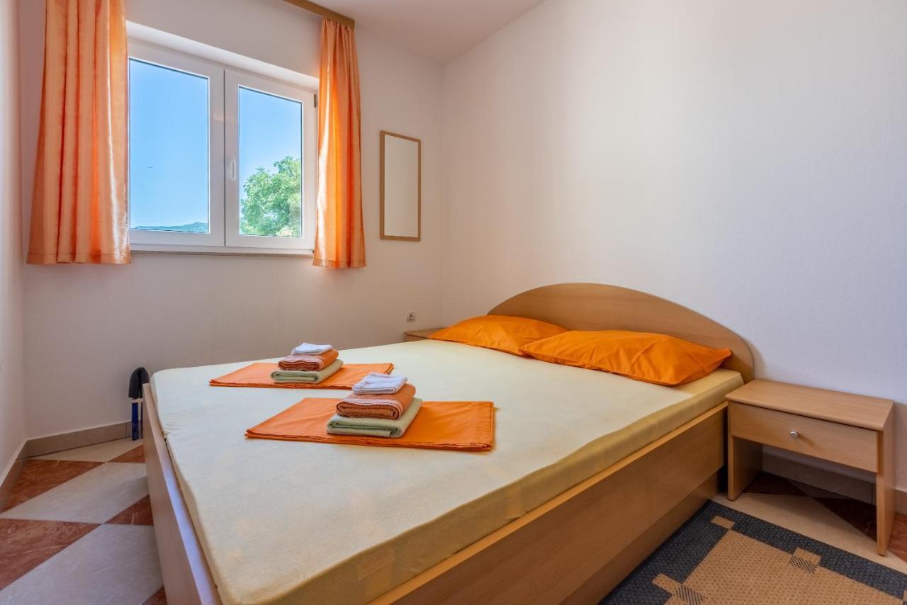 Apartmani Jaric Novi Vinodolski Exteriör bild