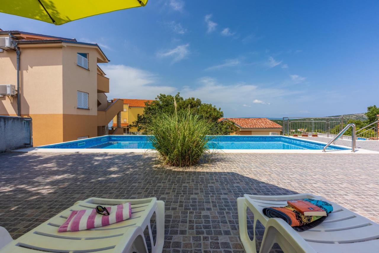 Apartmani Jaric Novi Vinodolski Exteriör bild